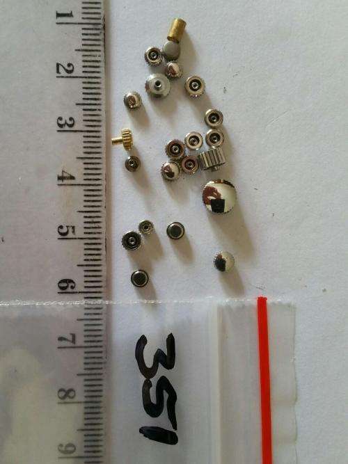 Watch parts- 21 crowns div - Watchmaker find your Treasure