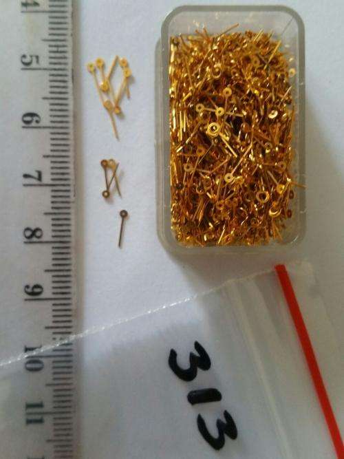 Watch parts-  Box with div. hands  - Watchmaker find your Treasure