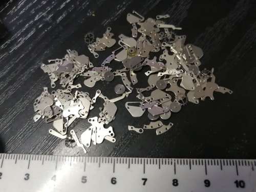 Gears-movement - watch parts - price p lot (picture) - Watchmaker find your Treasure