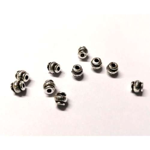 Beads / Metal Beads - 10pcs   - 5x5mm - Hole +/- 1.5mm / Beads for crafting