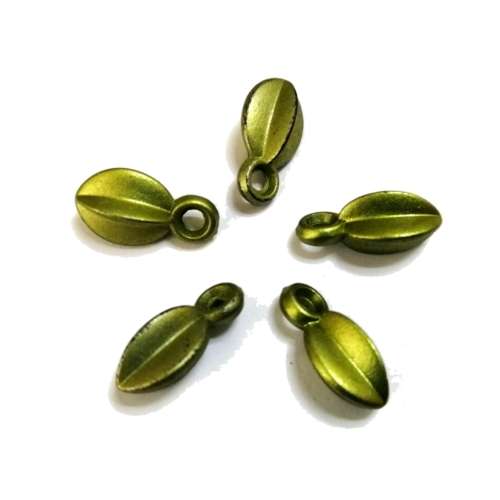 Beads / Acrylic Beads - 17mm -  5 pcs - metallic green / for crafting