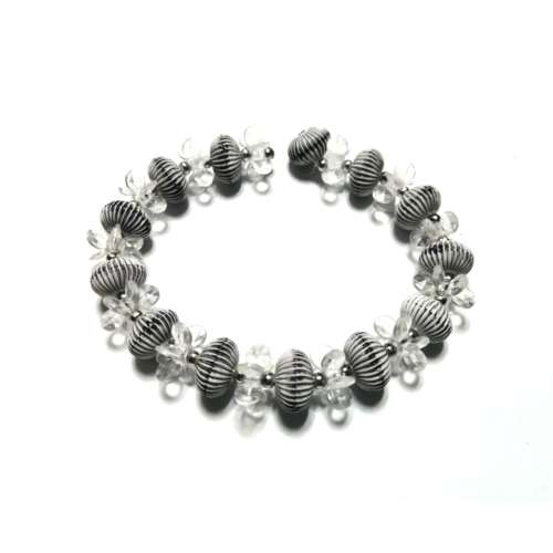 Beads /Acrylic Beads -11-12mm - 3mm metal beads  39 pcs -20cm String- for jewellery crafting