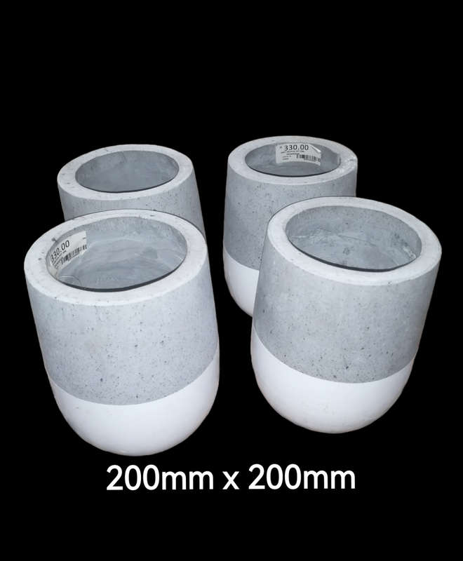 Grey Griffin Indoor Pots x 4