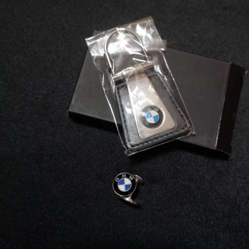 BMW Original Keyholder and cufflinks set