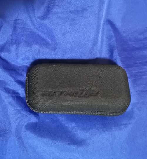 ARNETTE Sunglass zip clamshell case