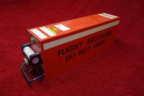 Boeing 737 Black Box Flight Recorder with Beacon - Sundstrand Data Control Model UFDR