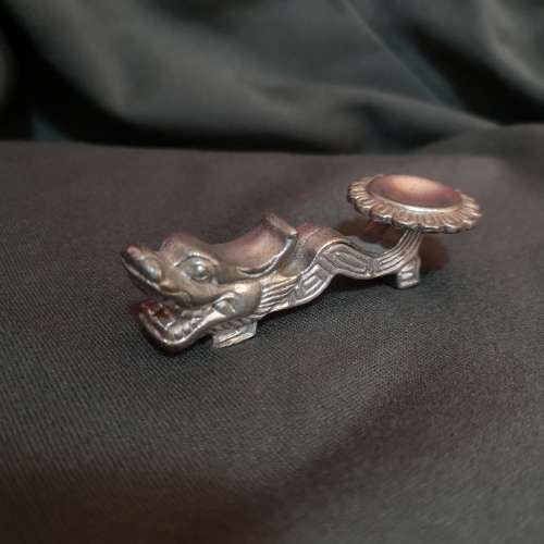 Vintage Chinese Dragon Spoon & Chopstick Rest. White solid metal (Heavy)
