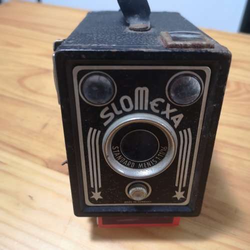 SlowMexa Vintage Box Camera. Made in Germany. A lovely camera collector`s item!