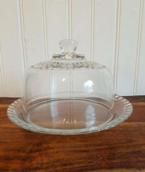 ARCOROC FRANCE VINTAGE MID-CENTURY 1950`S GLASS CHEESE/ CAKE DOME W/ UNDER PLATE 8.5 `