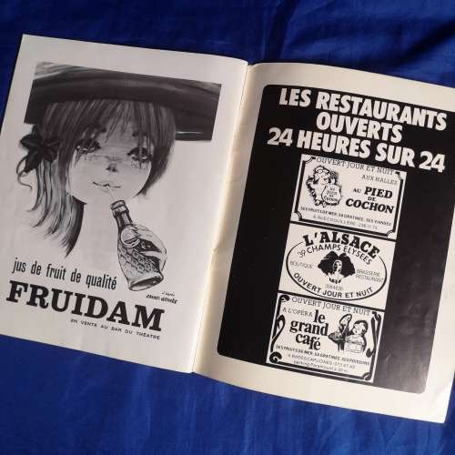 Rare PROGRAMME : PARIS ` FOLIES BERGÈRE ` FOLIES JE T`ADORE - 1977