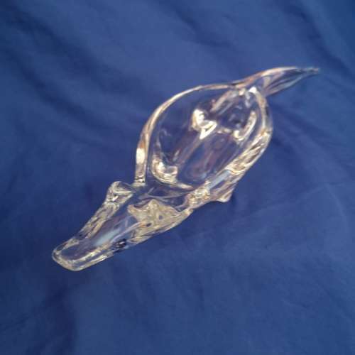 Vintage MCM Viking Art Clear Alligator Trinket Dish/ Paperweight. In good vintage condition