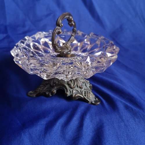 Vintage Italy Brass Footed Raised Ashtray Glass Elevated Tripod Base Elegant with top handle.