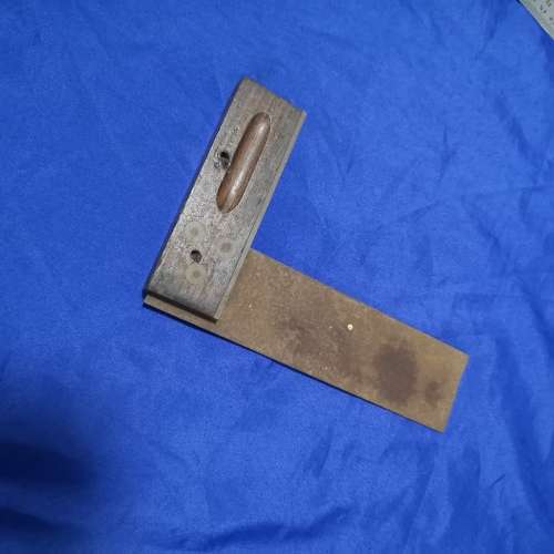 VINTAGE BRASS INLAY 7-1/2 X 4-3/4` CARPENTERS STEEL SQUARE WOODWORKING SHOP TOOL