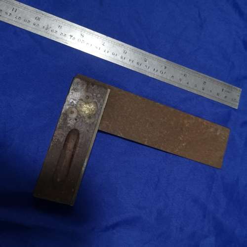 VINTAGE BRASS INLAY 7-1/2 X 4-3/4` CARPENTERS STEEL SQUARE WOODWORKING SHOP TOOL