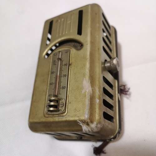 Vintage Minneapolis Honeywell. Henry Dreyfuss designed Thermostat