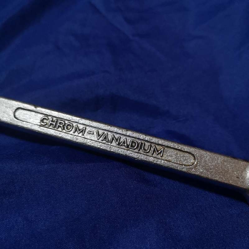 Original Heyco: Drain Plug Wrench 495. High Quality Chrome Vanadium