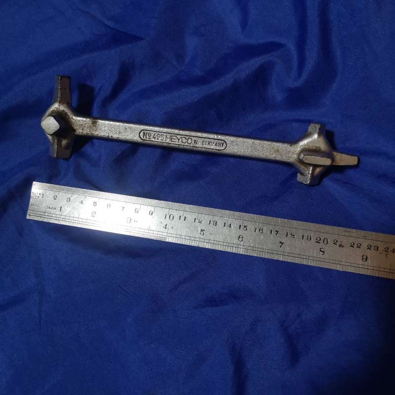 Original Heyco: Drain Plug Wrench 495. High Quality Chrome Vanadium
