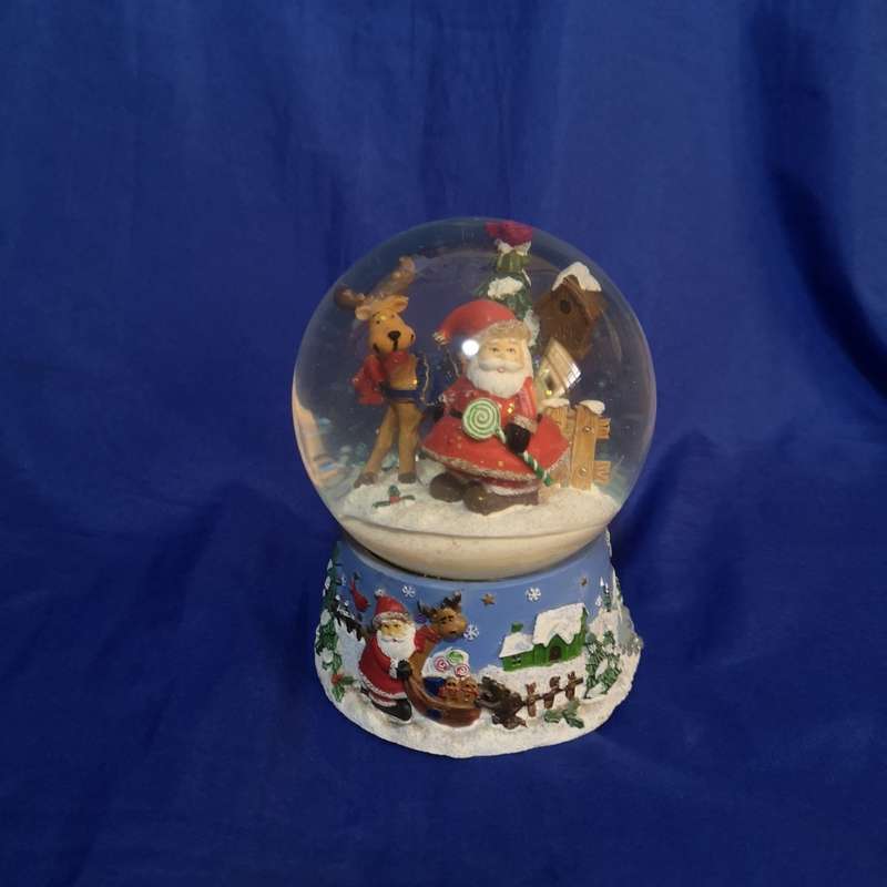 Xmas Large Musical Wind Up Snow Globe