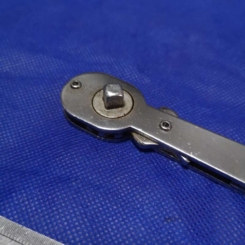 Vintage Flat Reversible Ratchet Wrench 1/4` Drive. Handy for tight spaces