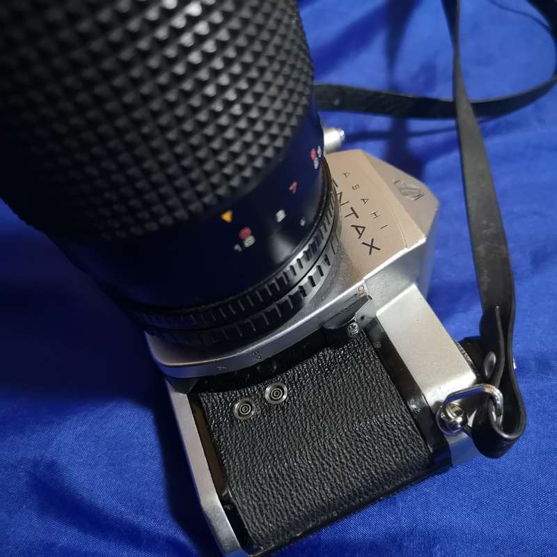 Pentax Asahi Spotmatic with zoom lens. Legendary Camera.