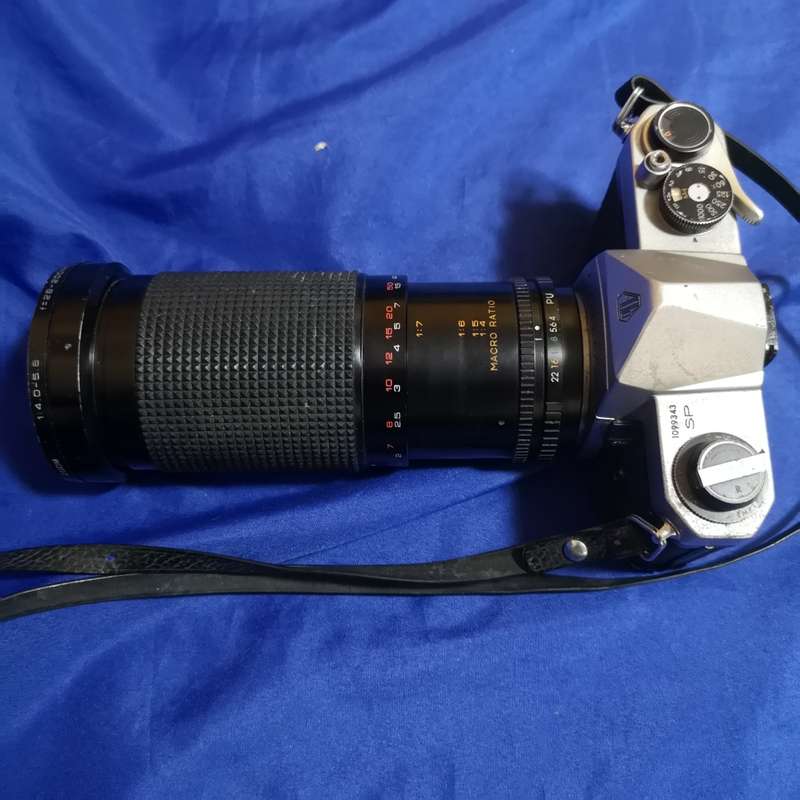 Pentax Asahi Spotmatic with zoom lens. Legendary Camera.