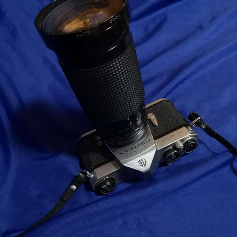 Pentax Asahi Spotmatic with zoom lens. Legendary Camera.