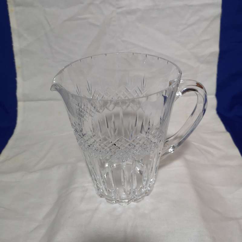 Beautiful  Crystal Pinched Spout Pitcher. Stunning Cut Crystal