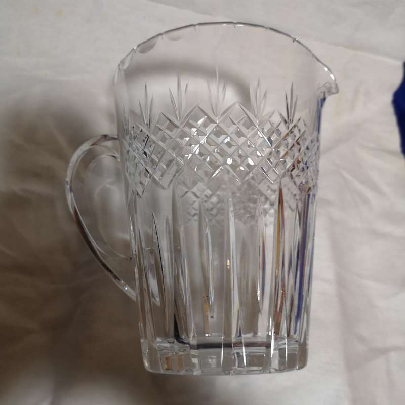 Beautiful  Crystal Pinched Spout Pitcher. Stunning Cut Crystal