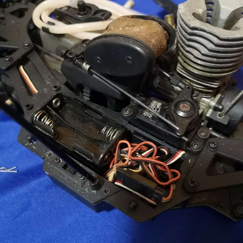 Thunder Tiger Tomahawk ST 1/10 Scale 4WD Nitro Truggy. Project or Spares. Fuel engined