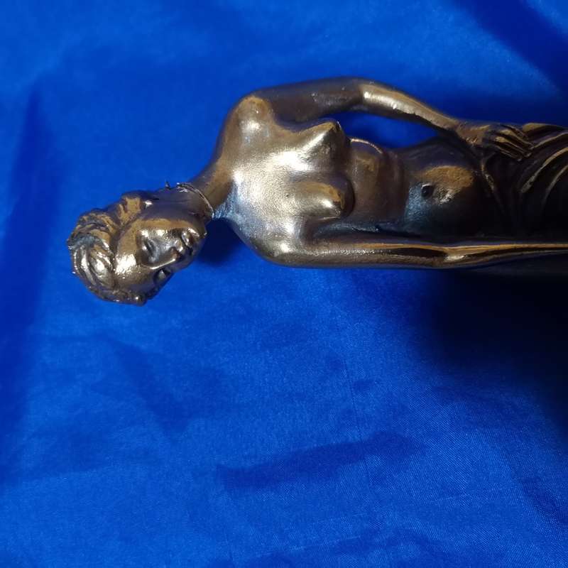 Vintage Venus of the Bath Sculpture, Gold or Copper Gilt. Please see images