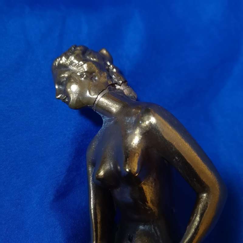 Vintage Venus of the Bath Sculpture, Gold or Copper Gilt. Please see images