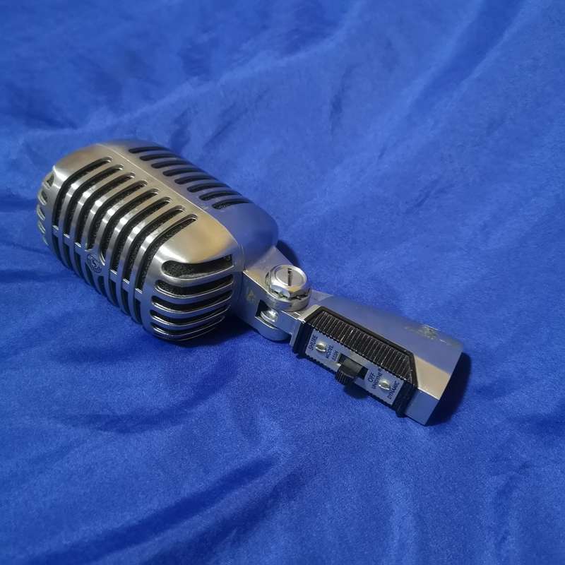 Shure 55SH Series II Iconic Unidyne Vocal Microphone (The Elvis Microphone) used