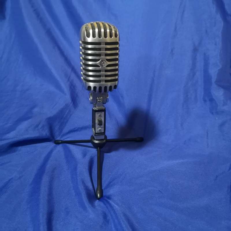 Shure 55SH Series II Iconic Unidyne Vocal Microphone (The Elvis Microphone) used