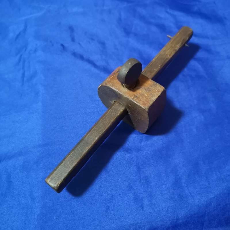 VINTAGE Mortise Guage Wooden Measuring Sliding Ruler Marking Scribe Guage Tool