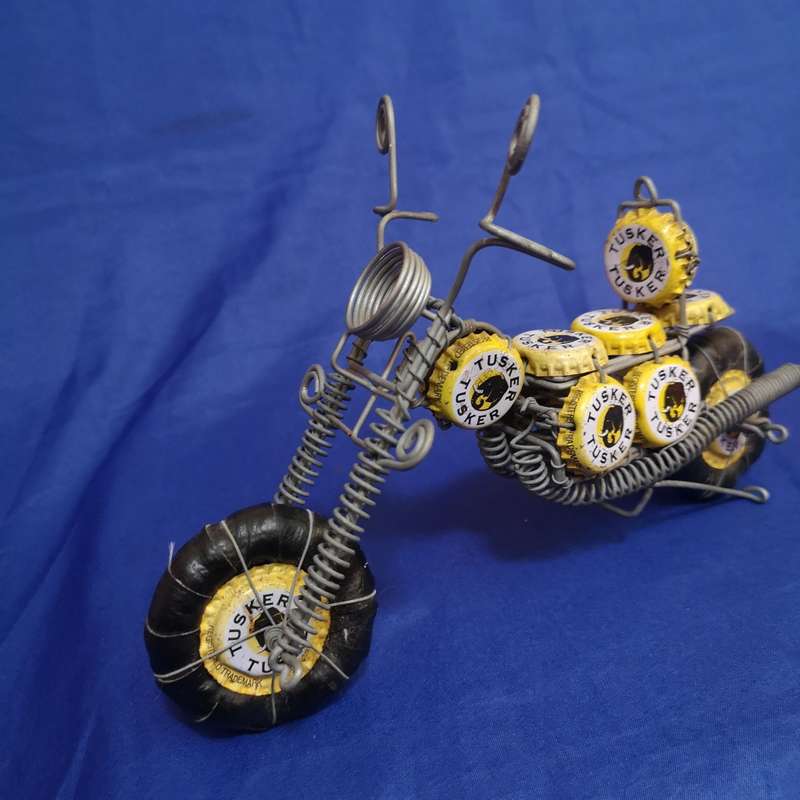 Bottle cap Motorcycle- Indigoarts- African Recycling Artists (Kenya)