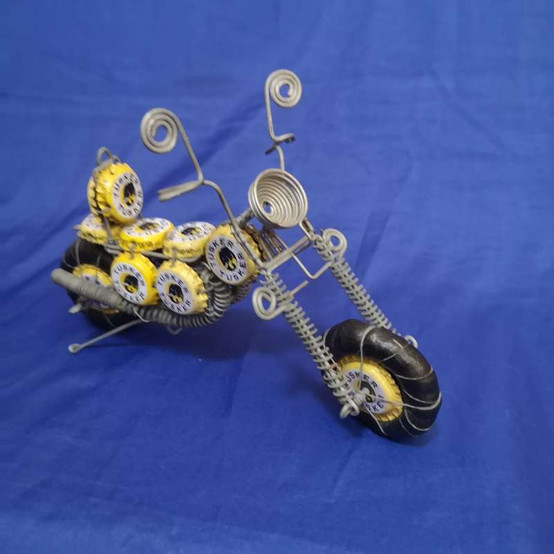 Bottle cap Motorcycle- Indigoarts- African Recycling Artists (Kenya)