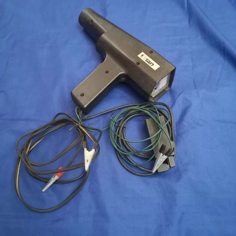 Vintage Xenon Timing light with needle Gauge. Voltage, Dwell, Tach. 4cyl, 6cyl & 8cyl. Titan Brand