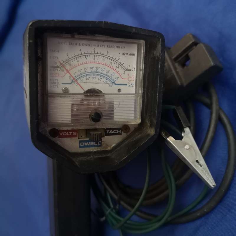 Vintage Xenon Timing light with needle Gauge. Voltage, Dwell, Tach. 4cyl, 6cyl & 8cyl. Titan Brand