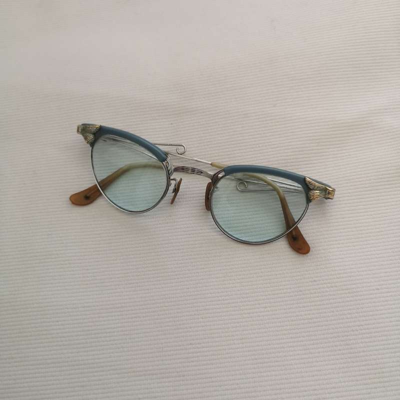 Bausch & Lomb- Vintage Cat Eye Glasses 1/10 12k GF. White Gold filled Eyewear Blue 1950s RARE