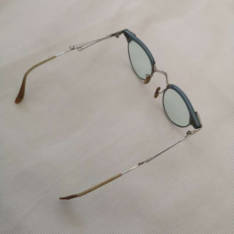 Bausch & Lomb- Vintage Cat Eye Glasses 1/10 12k GF. White Gold filled Eyewear Blue 1950s RARE