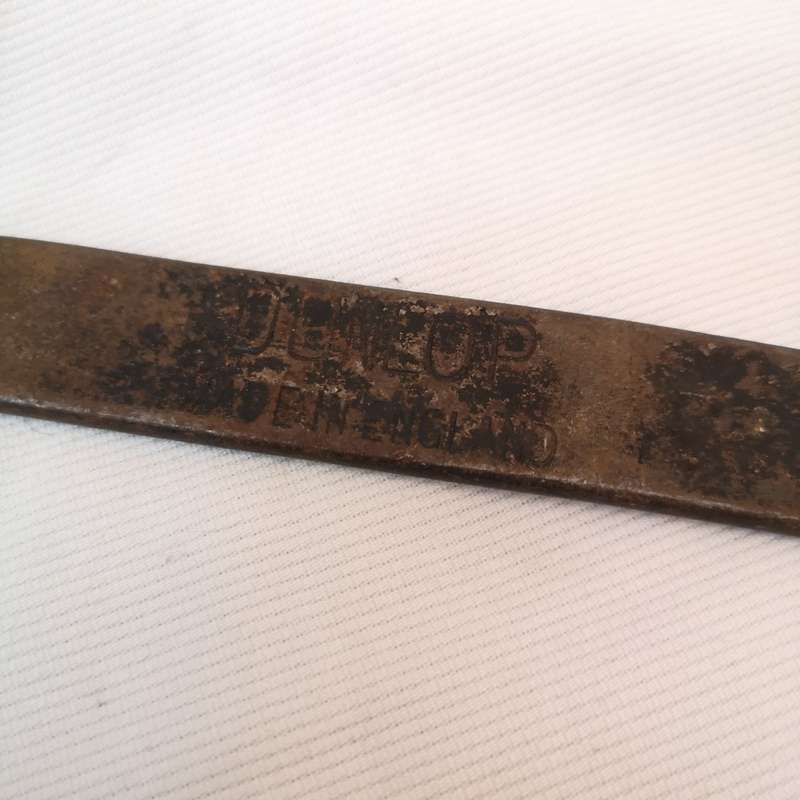 Dunlop `Made in England` Vintage tyre lever