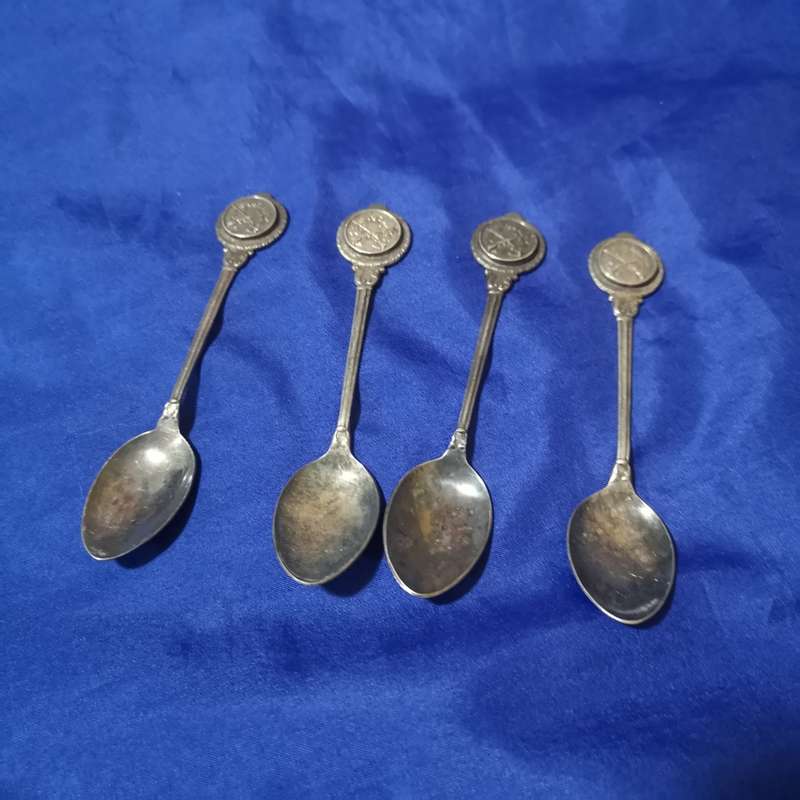 4 Teaspoons EPNS, Rifle logo