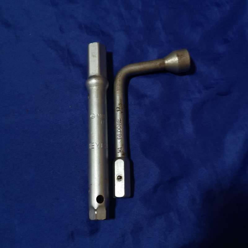 Mercedes Benz Matador Spark Plug Wrench, Heyco multi-tool # 1235810067 with Gedore 10 17 Multi tool