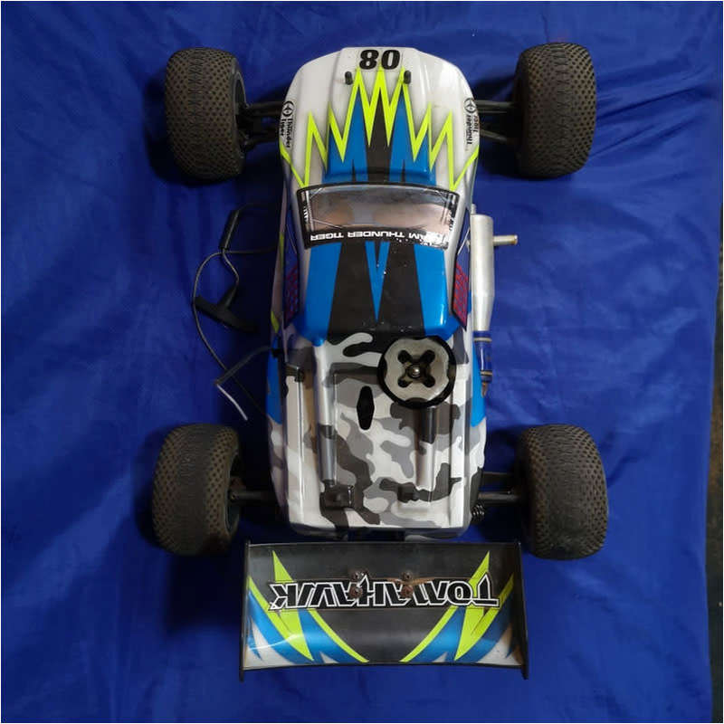 Thunder Tiger Tomahawk ST 1/10 Scale 4WD Nitro Truggy. Project or Spares. Fuel engined