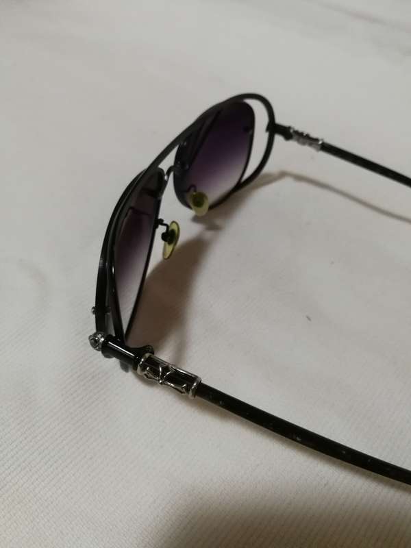`CHROME HEARTS` Designer Celebrity Sunglasses. Beautiful metal detail with orig case. Read details