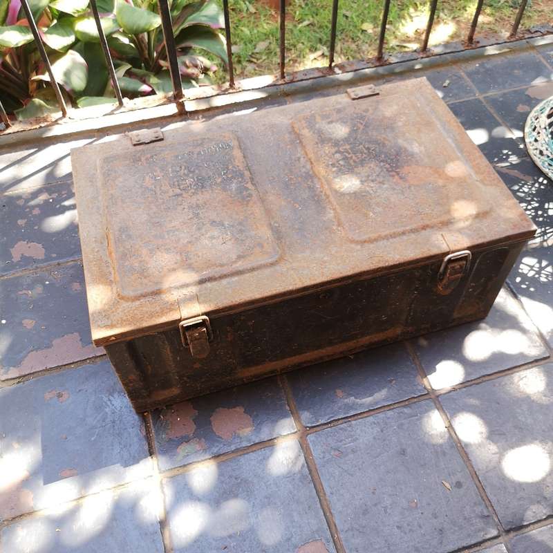 Vintage Military metal ammo box lockable with key. Medium size