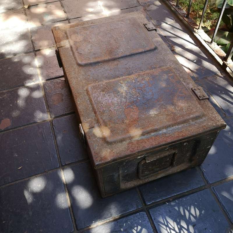 Vintage Military metal ammo box lockable with key. Medium size