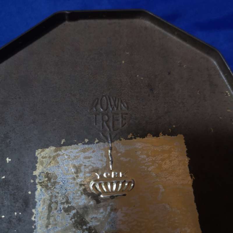 Vintage 1937 Souvenir Tin to celebrate the Coronation King Edward 111, Rown Tree Chocolates