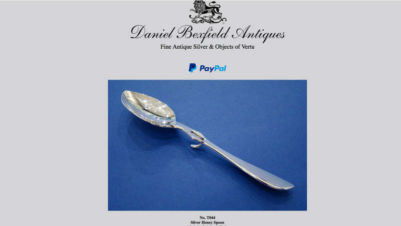 RARE HONEY SPOON ROBERTS & BELK WITH PATENT HOOK 3893-08 SILVER PLATE (UNSURE)