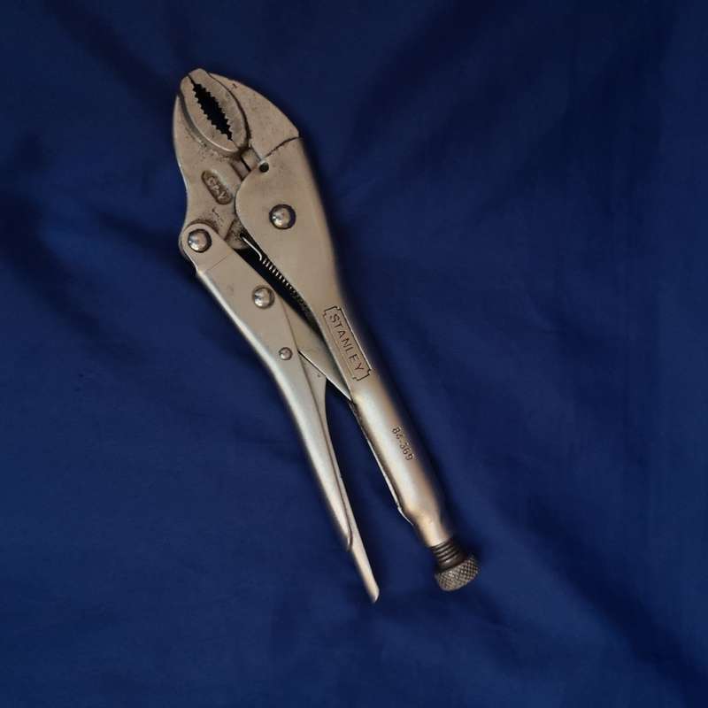 Stanley 84-369 CrV Locking Straight Plier (250mm)
